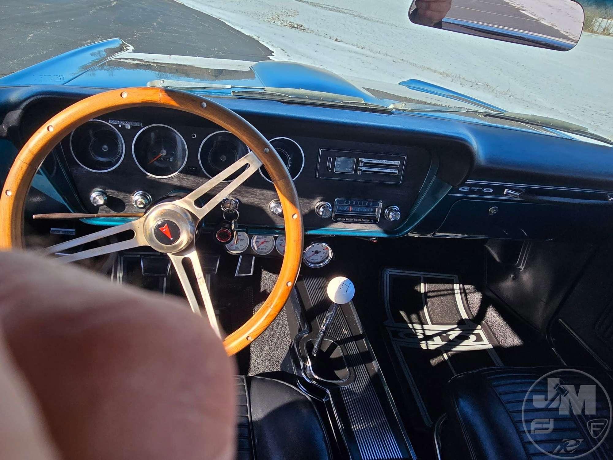1966 PONTIAC TEMPEST GTO TRIBUTE VIN: 235176B611834 2 DOOR HARDTOP