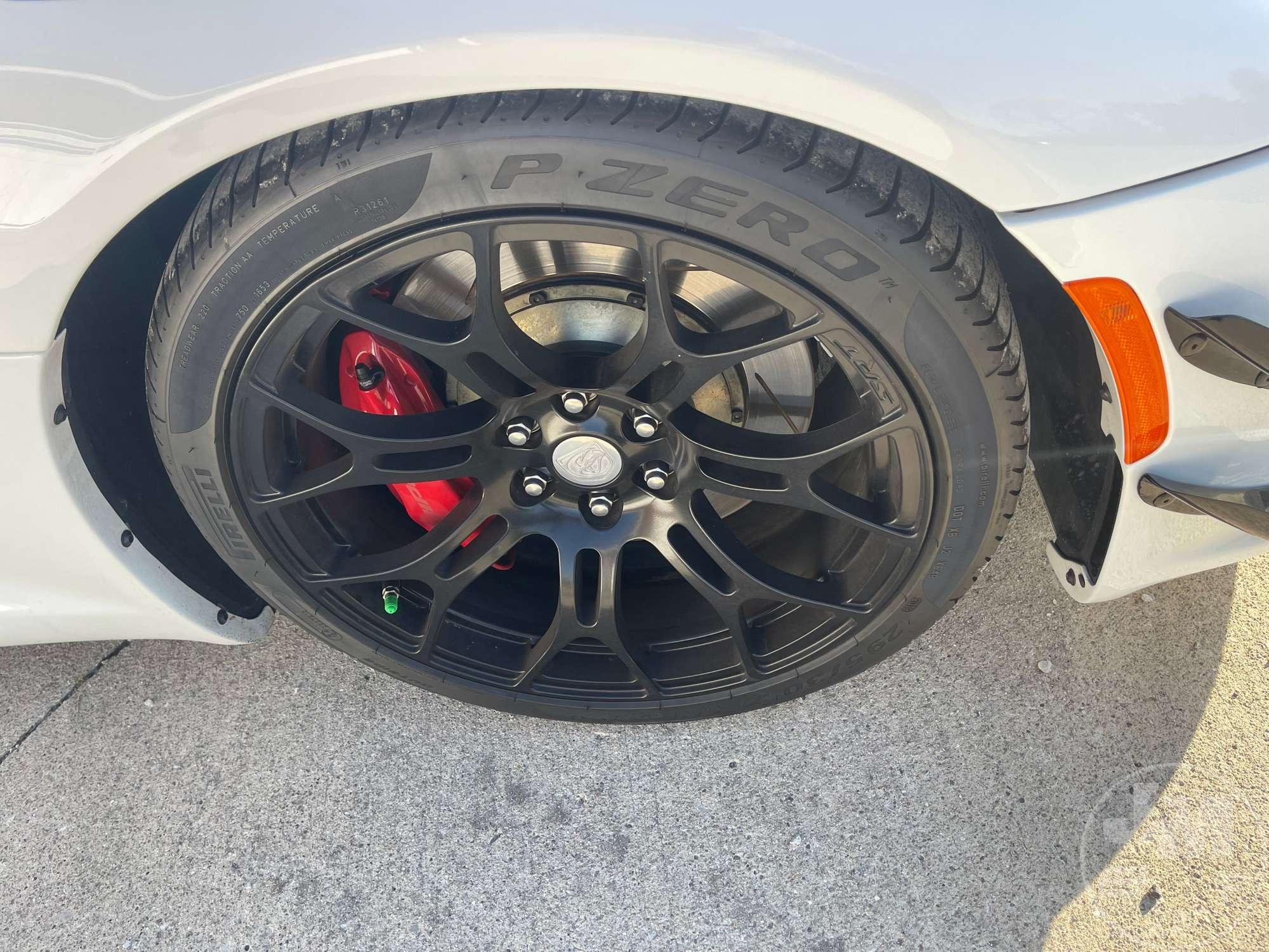 2014 DODGE VIPER SRT-10 GTS VIN: 1C3ADEBZ0EV100194