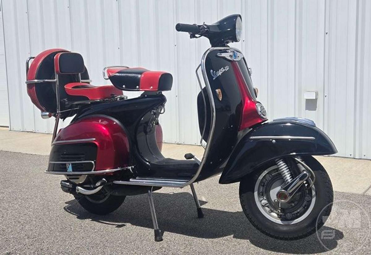 1966 VESPA  P 150 MOTORCYCLE VIN: VBC1T33648