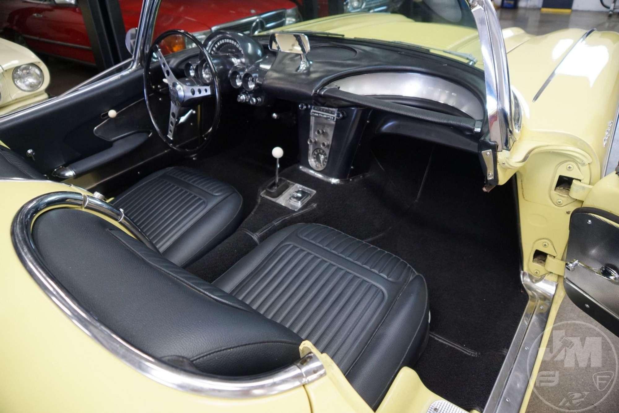 1958 CHEVROLET  CORVETTE BIG BRAKE FUELIE VIN: J58S104779 CONVERTIBLE