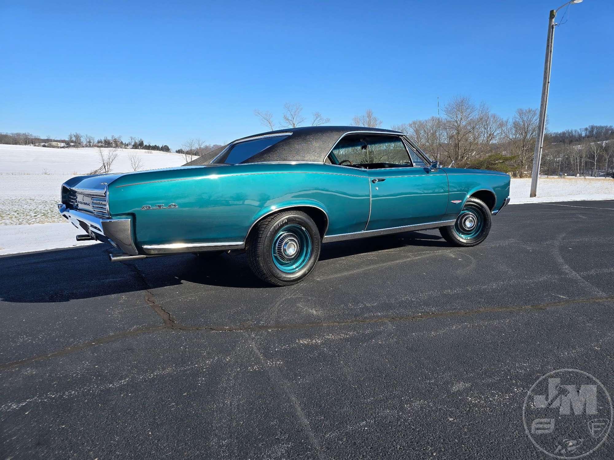 1966 PONTIAC TEMPEST GTO TRIBUTE VIN: 235176B611834 2 DOOR HARDTOP