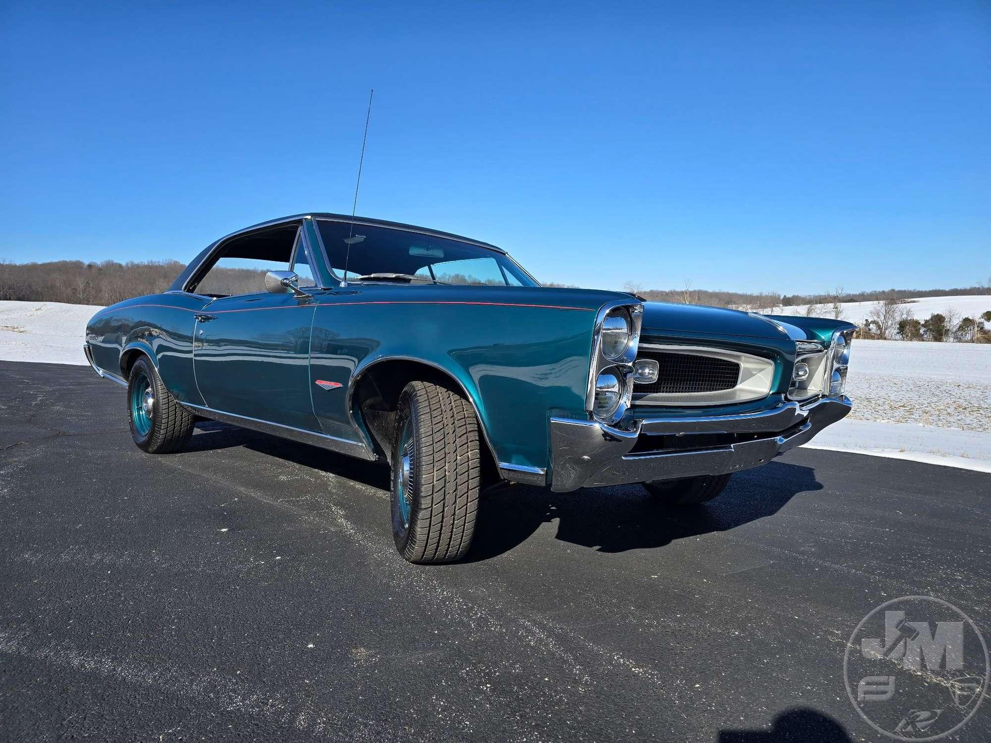 1966 PONTIAC TEMPEST GTO TRIBUTE VIN: 235176B611834 2 DOOR HARDTOP