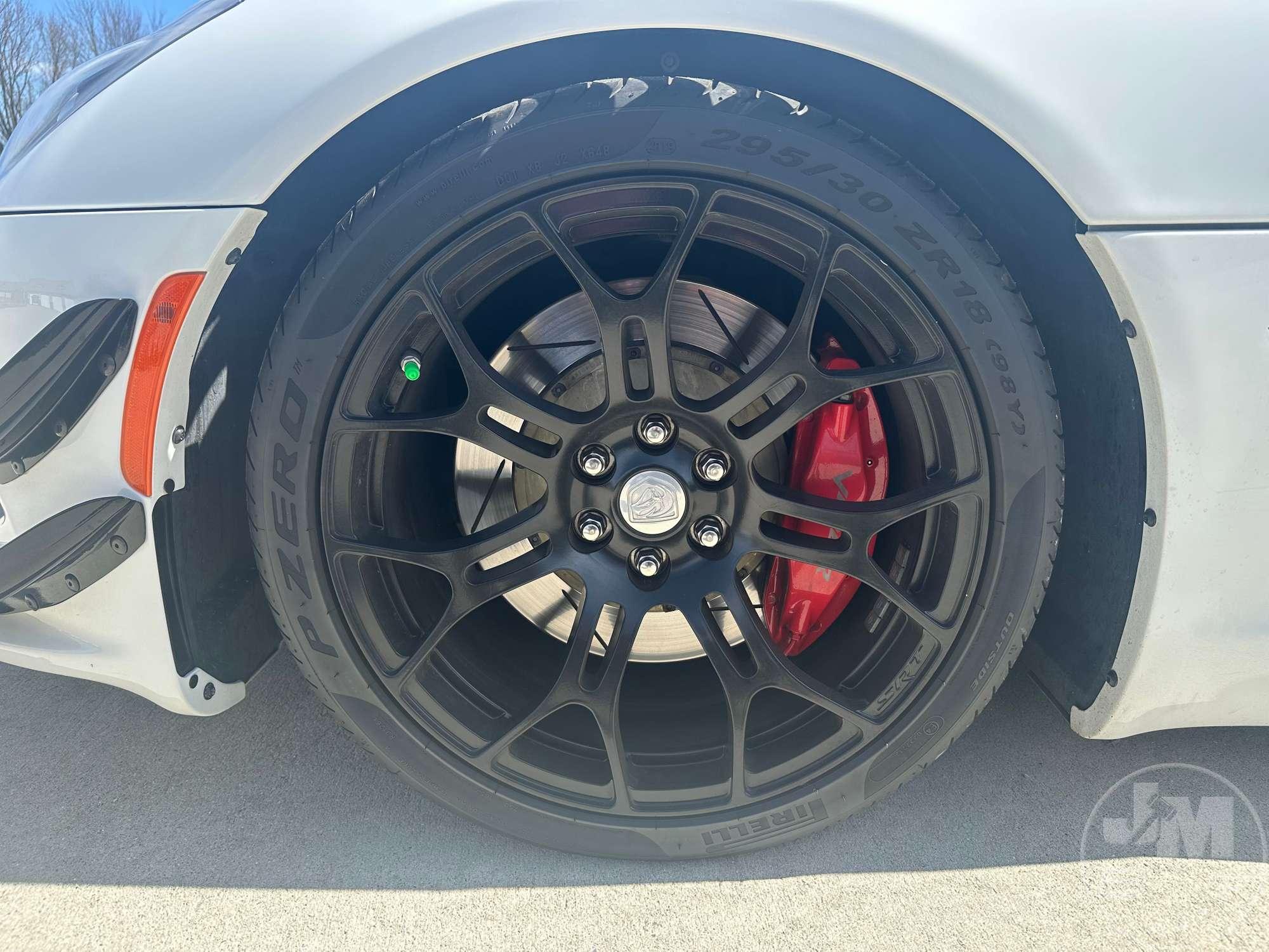 2014 DODGE VIPER SRT-10 GTS VIN: 1C3ADEBZ0EV100194