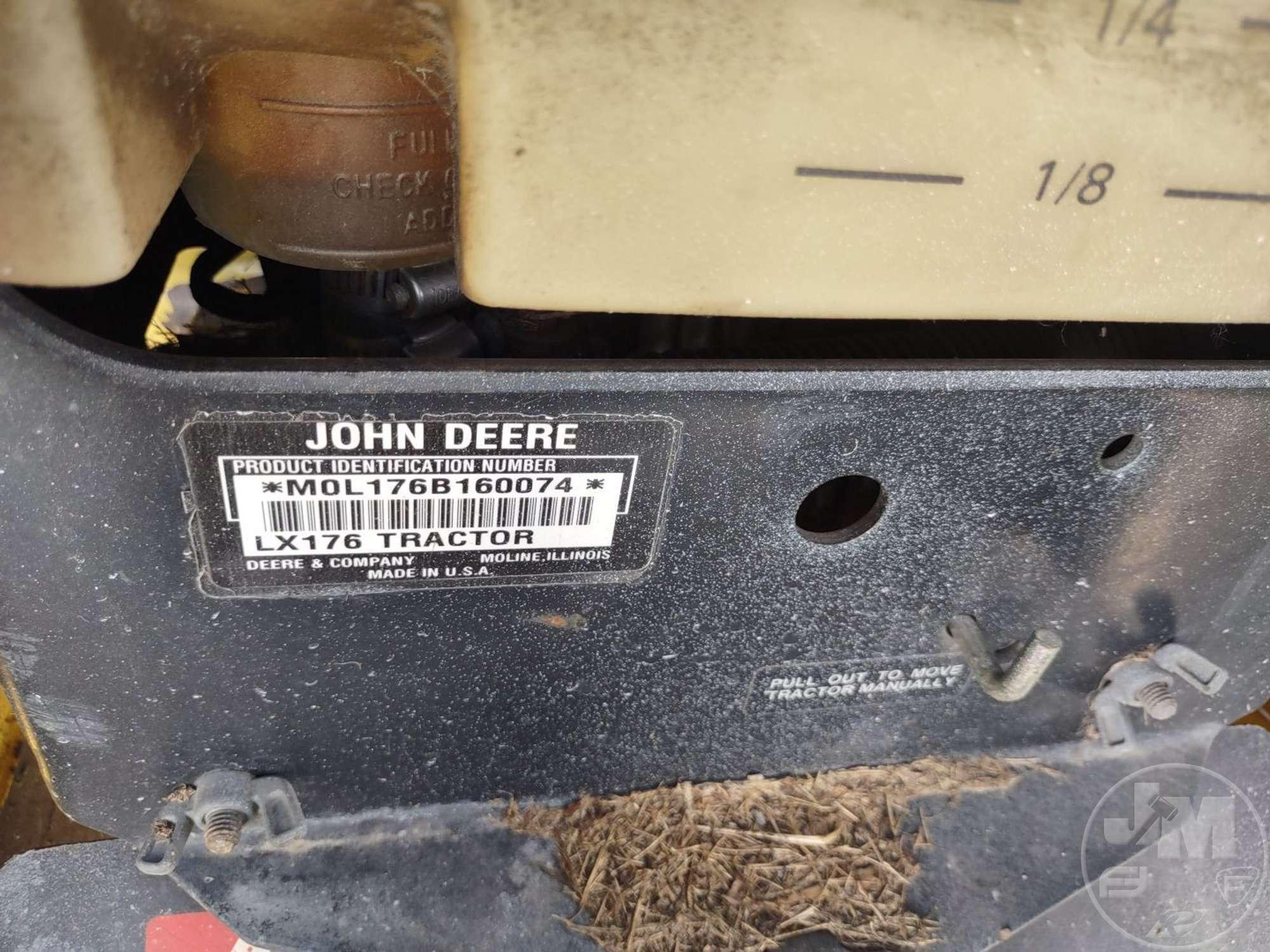 1996 JOHN DEERE LX176 RIDING MOWER SN: M0L176B160074