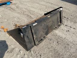 TOMAHAWK 60 INCH SMOOTH BUCKET