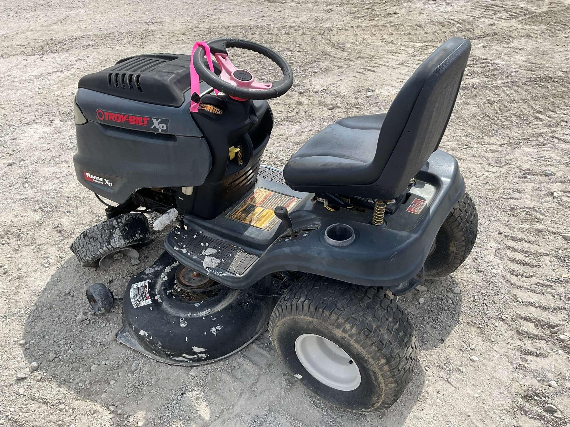 2012 TROY-BILT XP RIDING MOWER SN: 1A252B30019