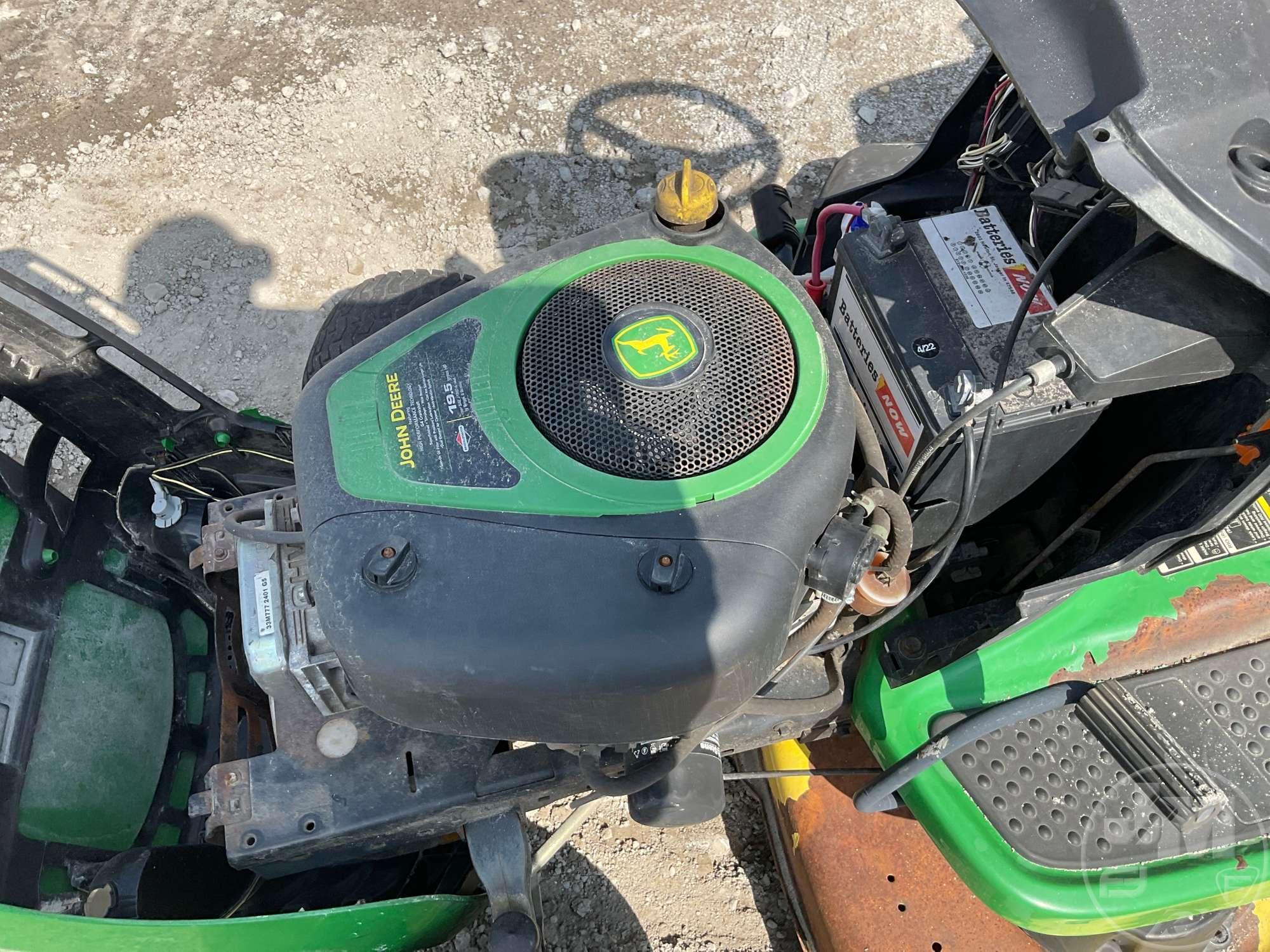 JOHN DEERE D130 RIDING MOWER SN: 1GXD110EHBB137418