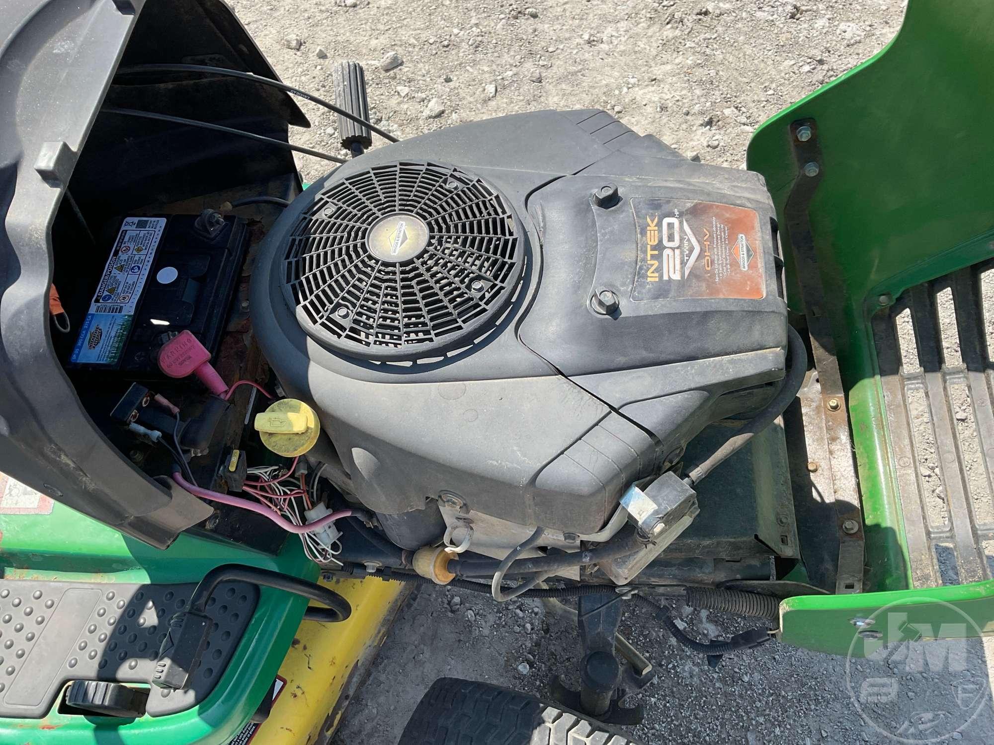 2004 JOHN DEERE L 120 RIDING MOWER SN: GLX12A138848