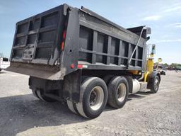 1994 PETERBILT 378 TANDEM AXLE DUMP TRUCK VIN: 1XPFD99X9RN358148