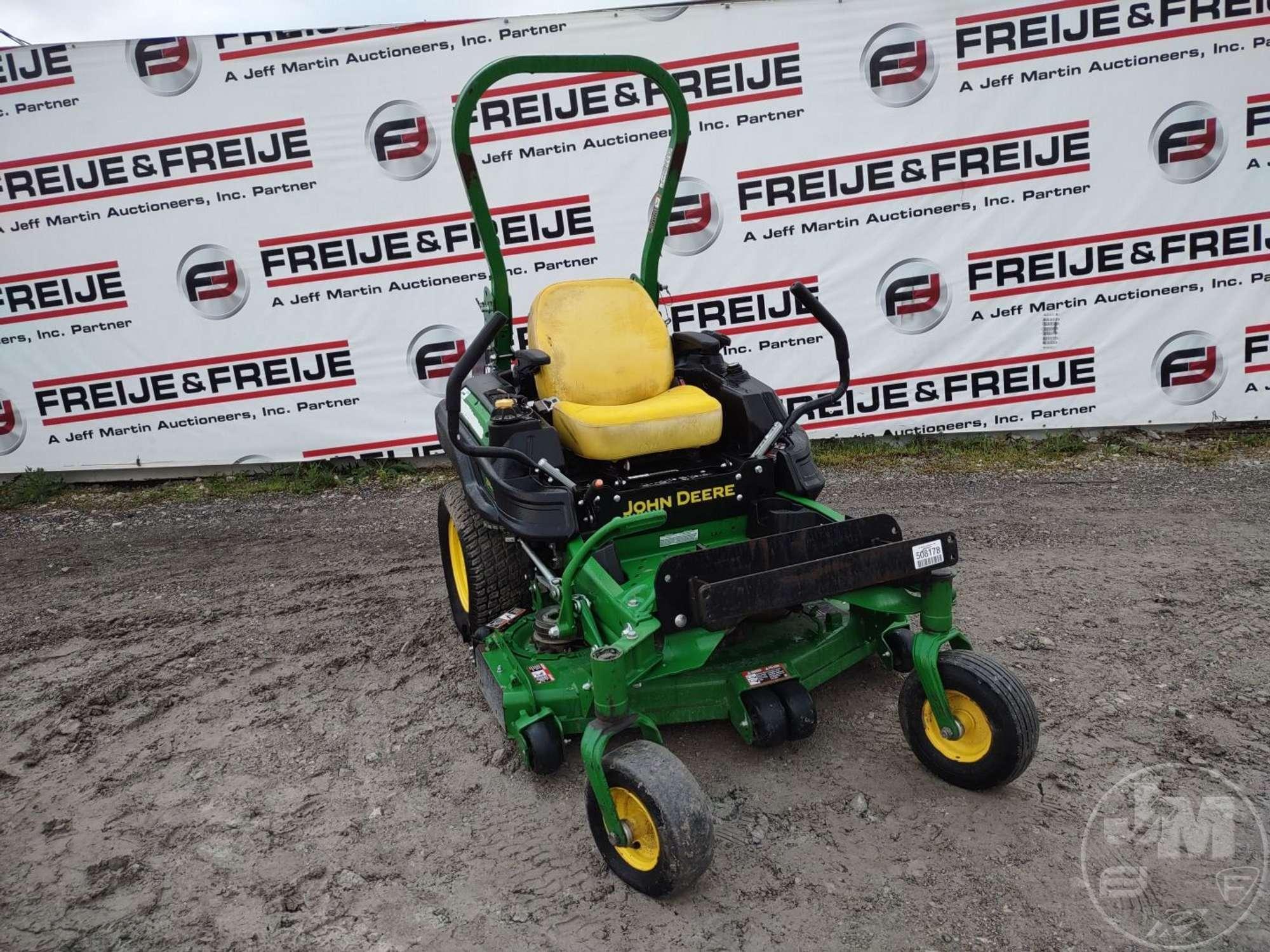JOHN DEERE Z915E ZERO TURN SN: 1TC915EAJKT070461