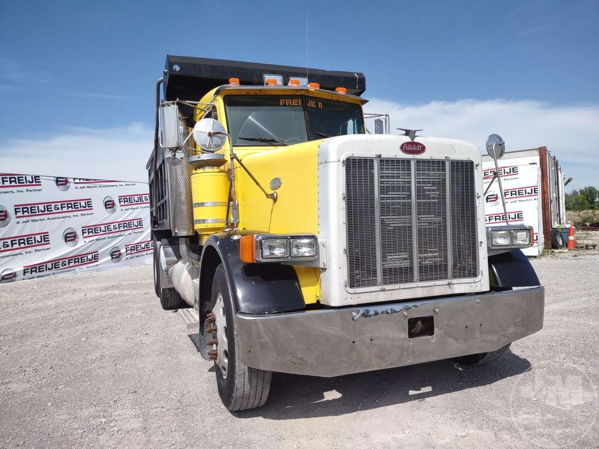 1994 PETERBILT 378 TANDEM AXLE DUMP TRUCK VIN: 1XPFD99X9RN358148