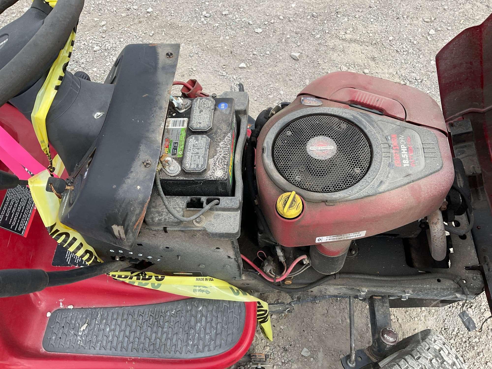 CRAFTSMAN DLT 3000 RIDING MOWER