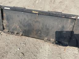 TOMAHAWK 60 INCH SMOOTH BUCKET