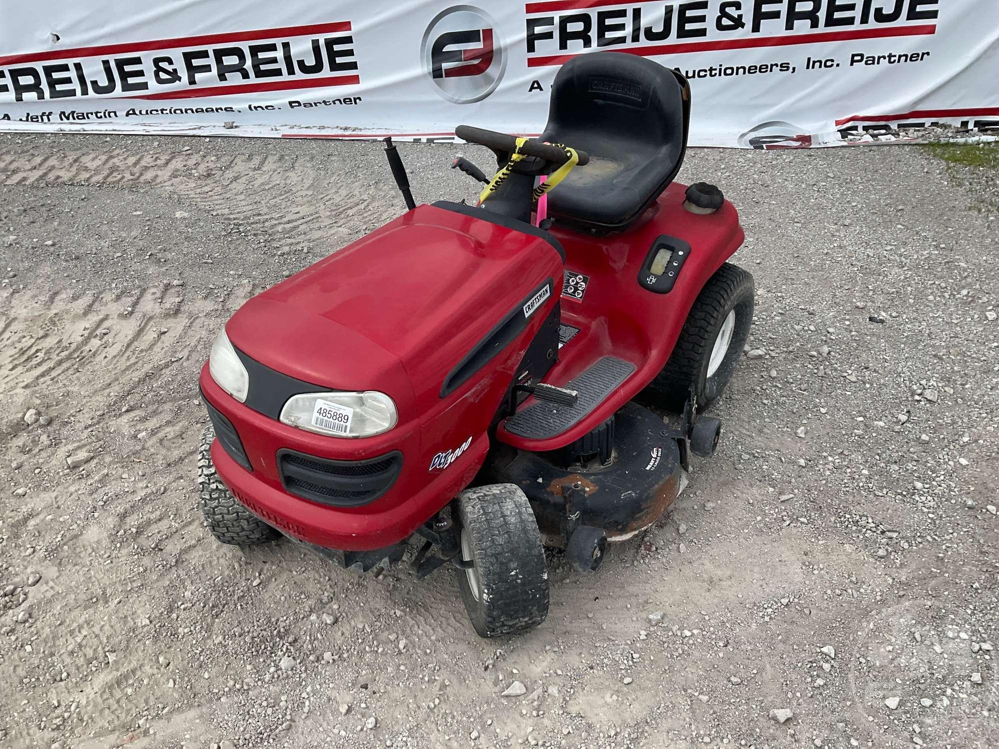 CRAFTSMAN DLT 3000 RIDING MOWER