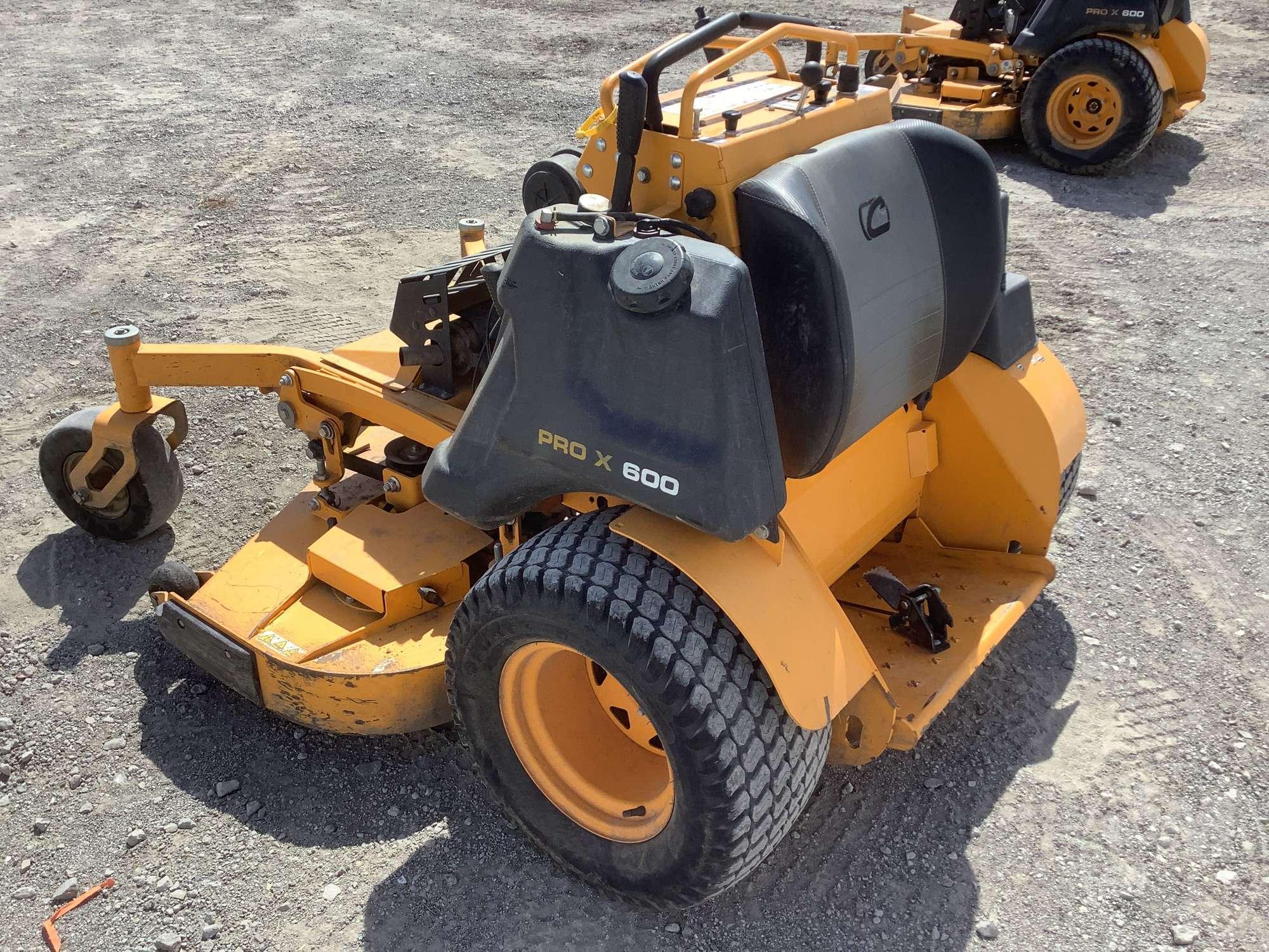 2023 CUB CADET PRO X 600 STAND ON SN: 1C31PH70035