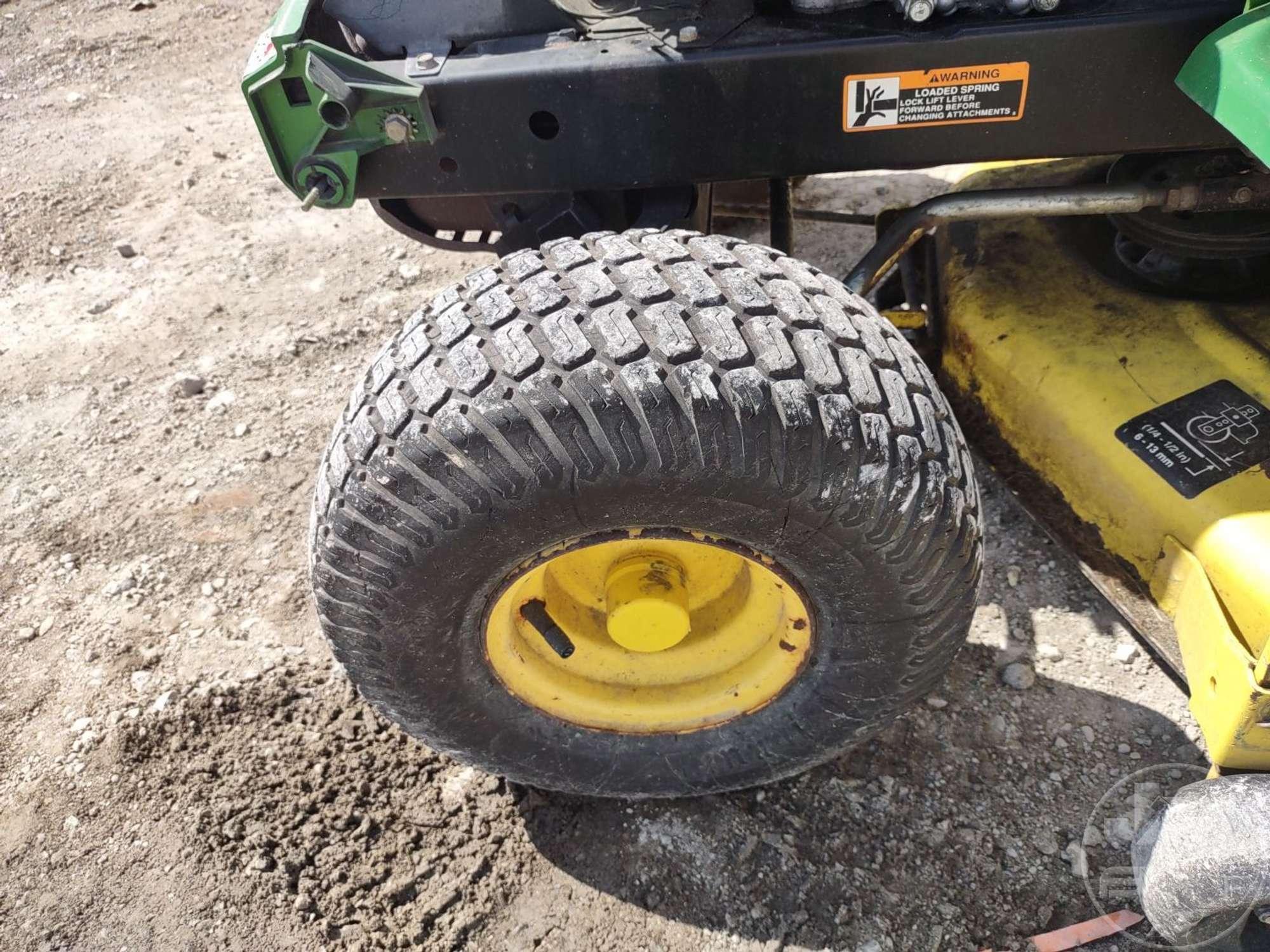 1996 JOHN DEERE LX176 RIDING MOWER SN: M0L176B160074
