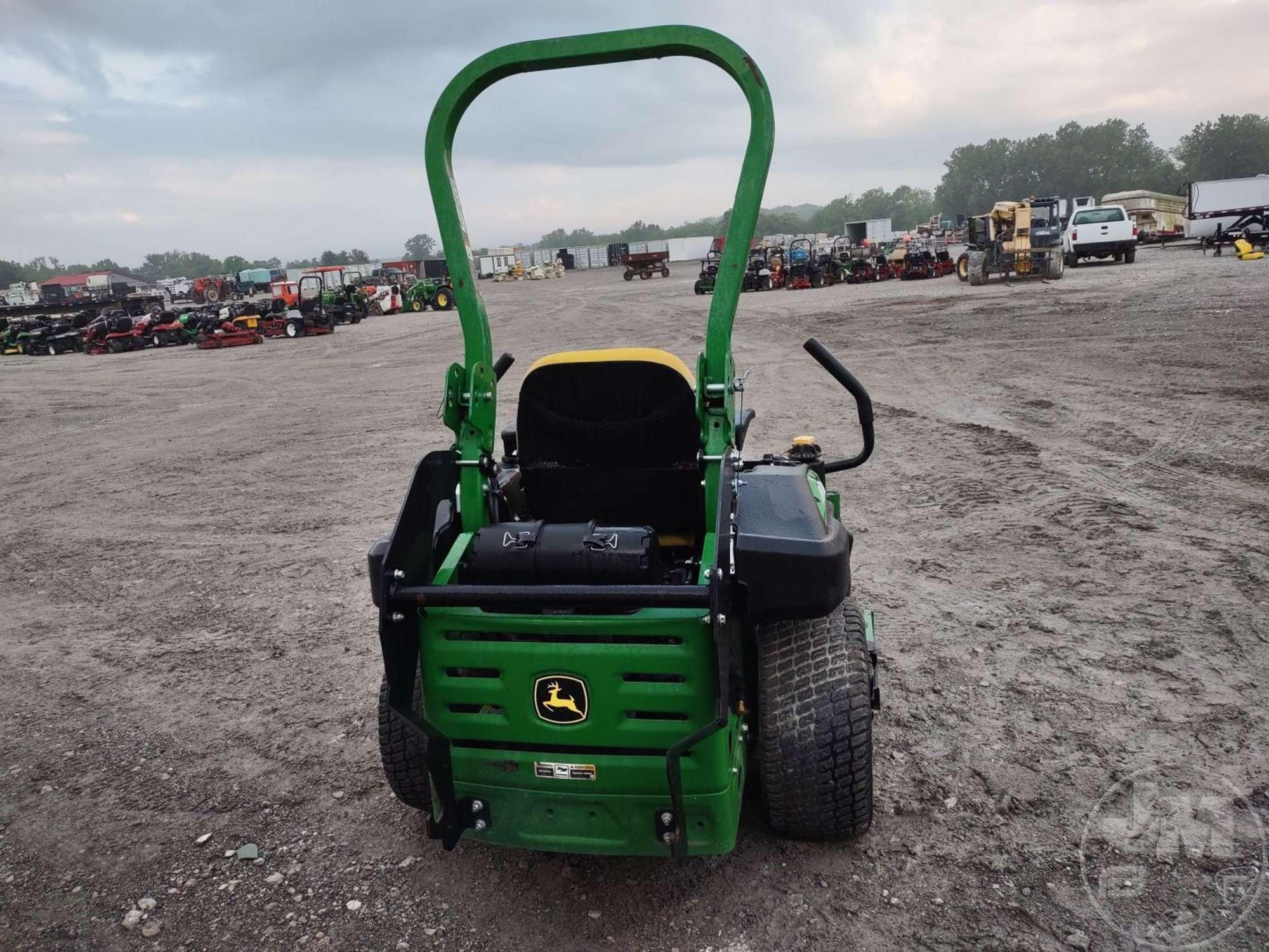 JOHN DEERE Z915E ZERO TURN SN: 1TC915EAJKT070461