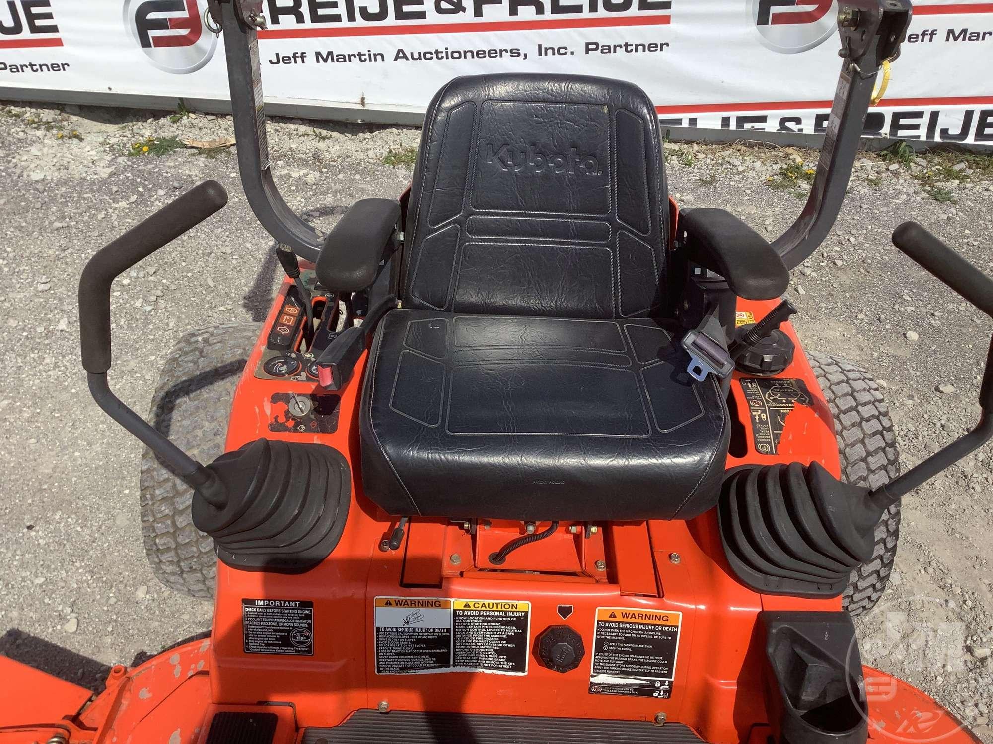 KUBOTA ZD28 ZERO TURN SN: 63733