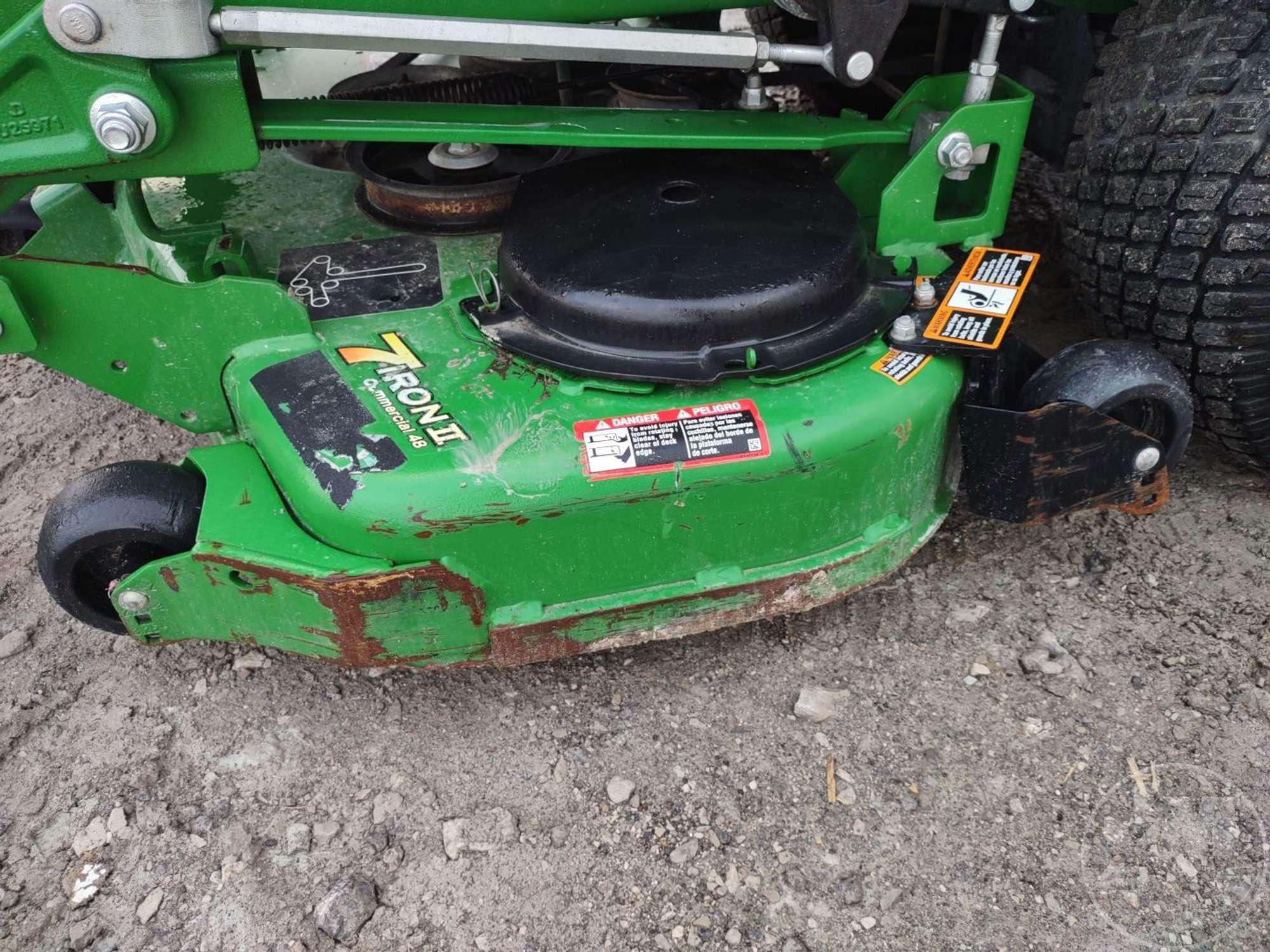 JOHN DEERE Z915E ZERO TURN SN: 1TC915EAJKT070461
