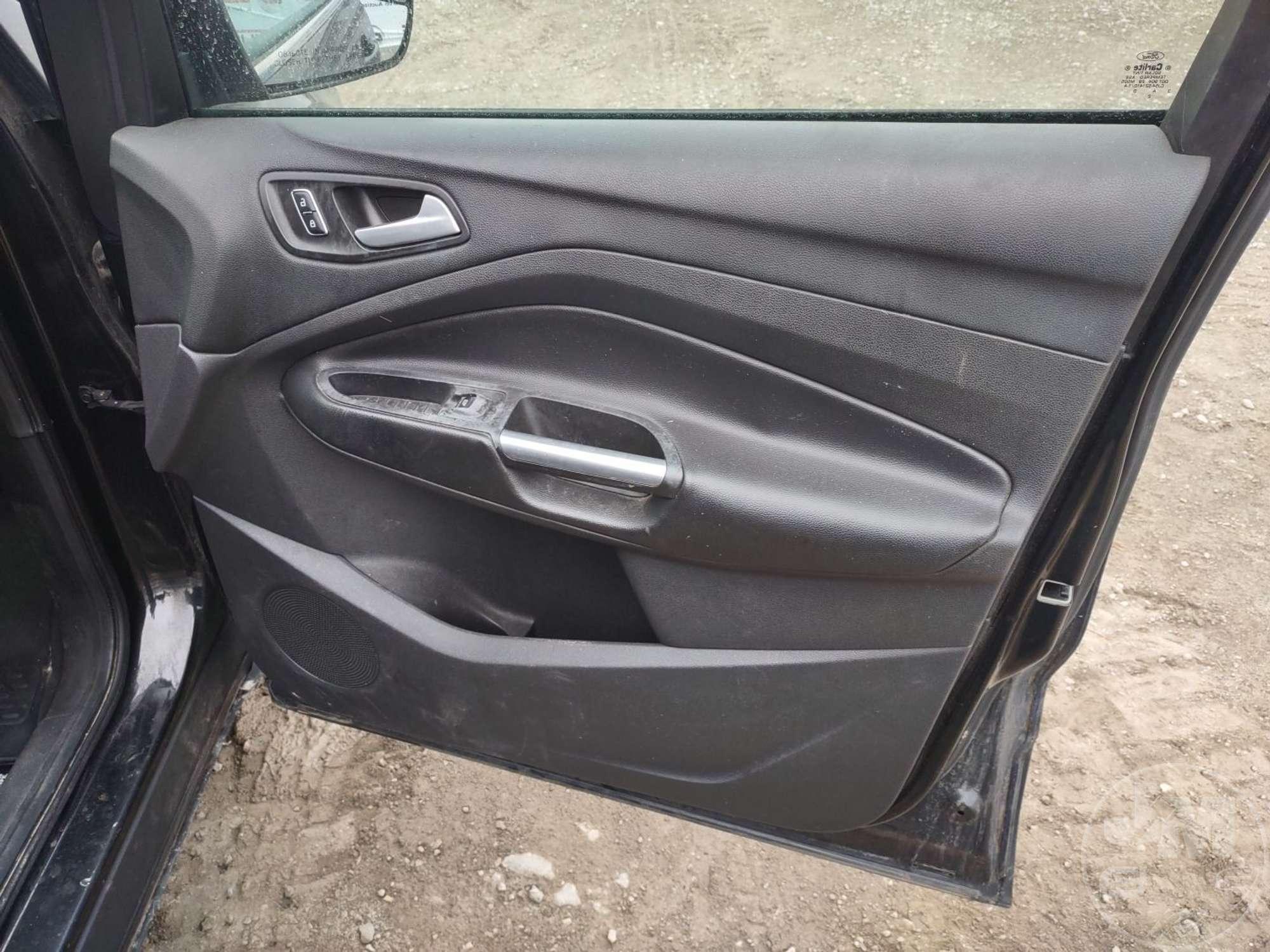 2014 FORD ESCAPE VIN: 1FMCU0GX8EUB43133