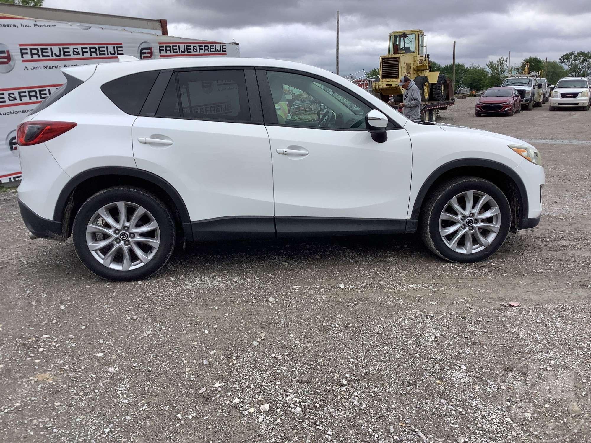 2015 MAZDA CX-5 VIN: JM3KE4DY6F0472429 AWD