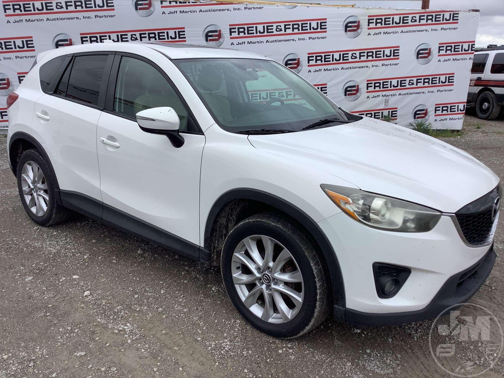 2015 MAZDA CX-5 VIN: JM3KE4DY6F0472429 AWD