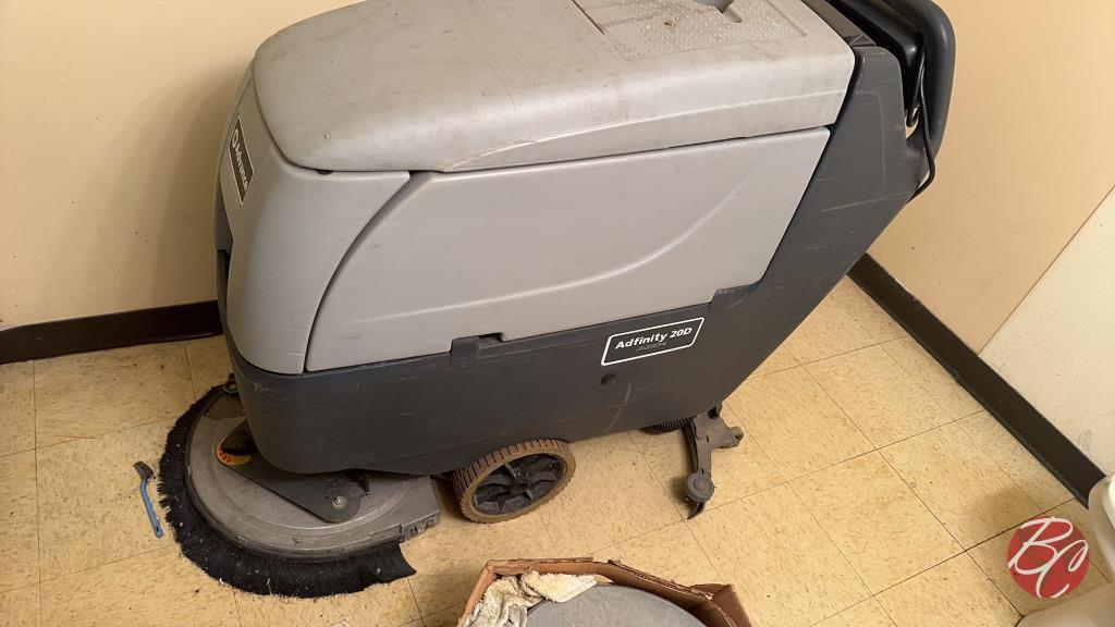 Advance X20D Floor Scrubber/Dryer