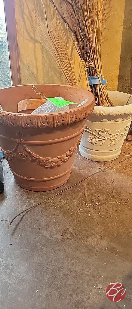 NEW Plastic Planters