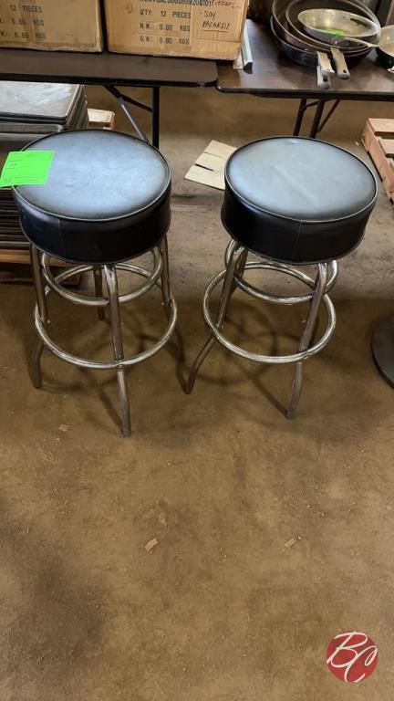 Metal Frame Swivel Vinyl Bar Stools (No Backs)