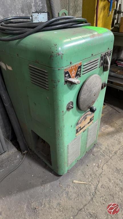 Lincoln DealArc-300 Dual Control Welder