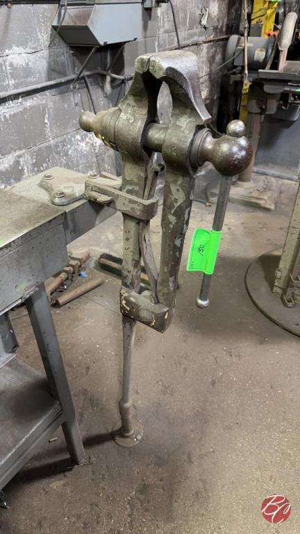 Industrial Heavy Duty Table Vise