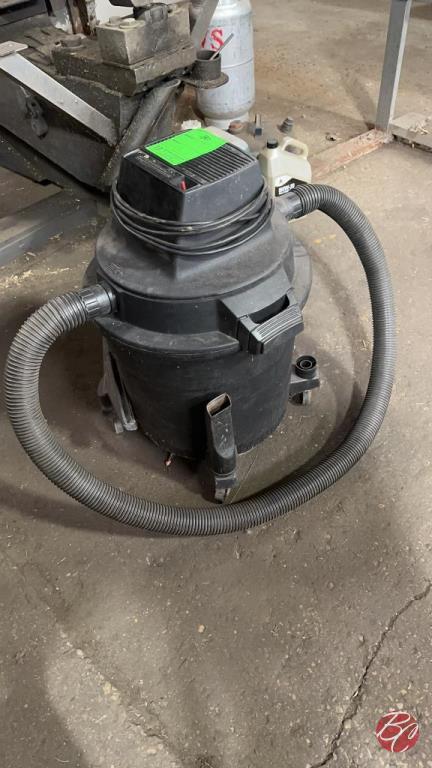 Shop Vac W/ Casters