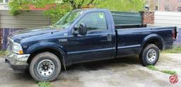 2002 FORD F-250-SD XLT Pickup Truck w/Tommy Gate