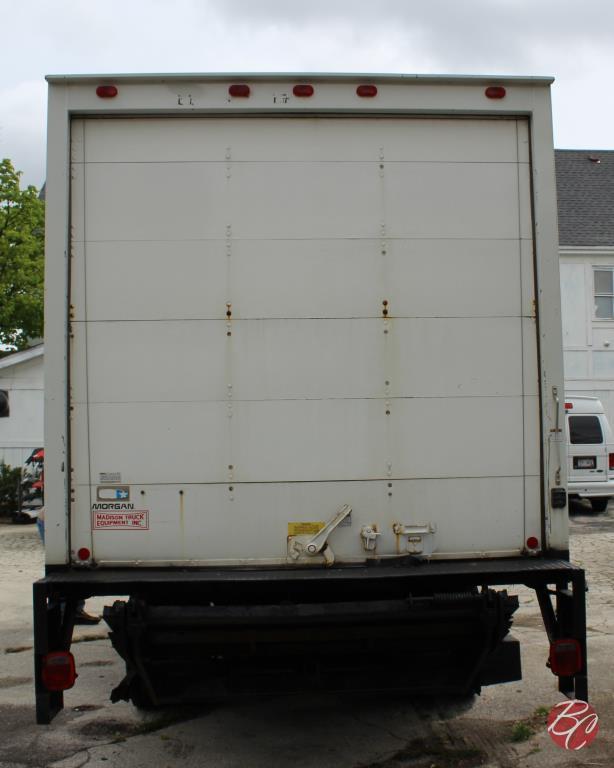 2001 Chevrolet C3500HD Box Truck w/Lift Gate