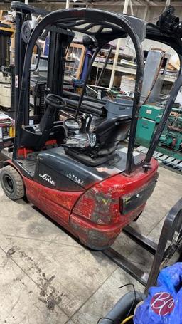 Linde Electric RX50-16 Fork Lift W/ Charger