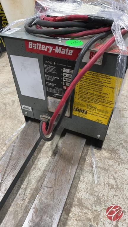 Linde Electric RX50-16 Fork Lift W/ Charger