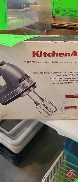 KitchenAid 7-Speed Hand Mixer