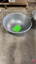 Aluminum Colander 15"