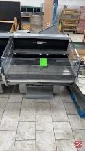 Hussmann Portable Self Contained Grab&Go Case 4ft