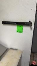 Magnetic Wall Mounted Knife Rack 18"