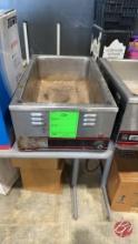 APW W3-V Electric Counter-Top Food Warmer