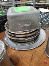 Misc. Lot-Various Pizza Screens, Pans & Rubbermaid