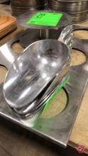 Stainless 12 oz. Scoops