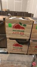 Michigan Apples Produce Displays 36"x36"x32"