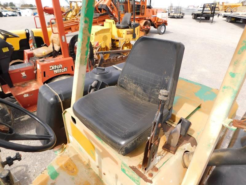 TERRAMITE TSS38 3 WHEELED SWEEPER