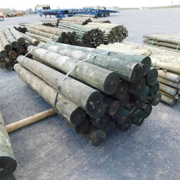(1) BUNDLE OF WOODEN FENCE POSTS