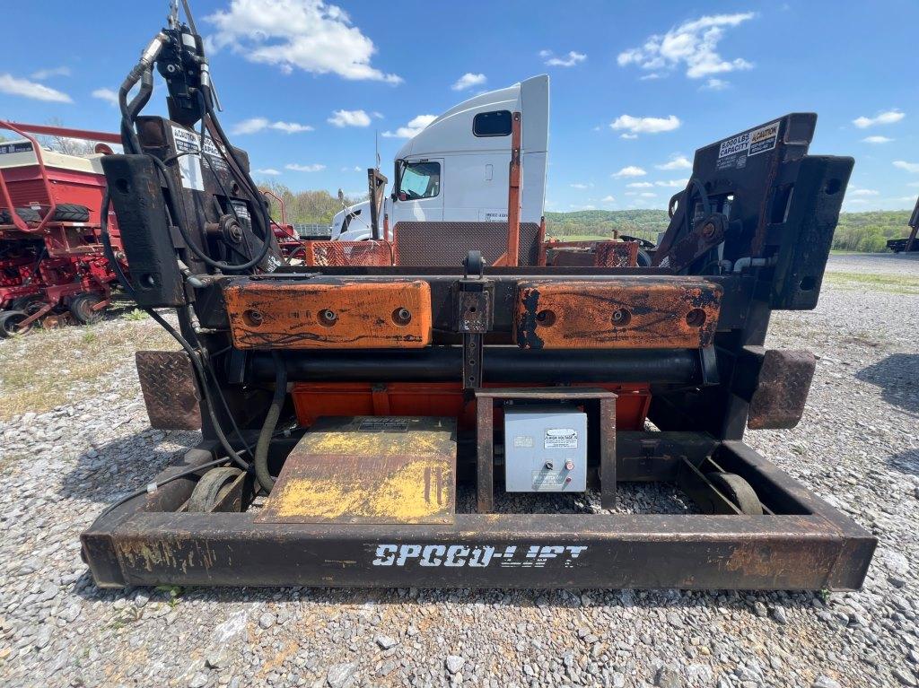 SPEED LIFT SL8000 UNLOADING DOCK LIFT