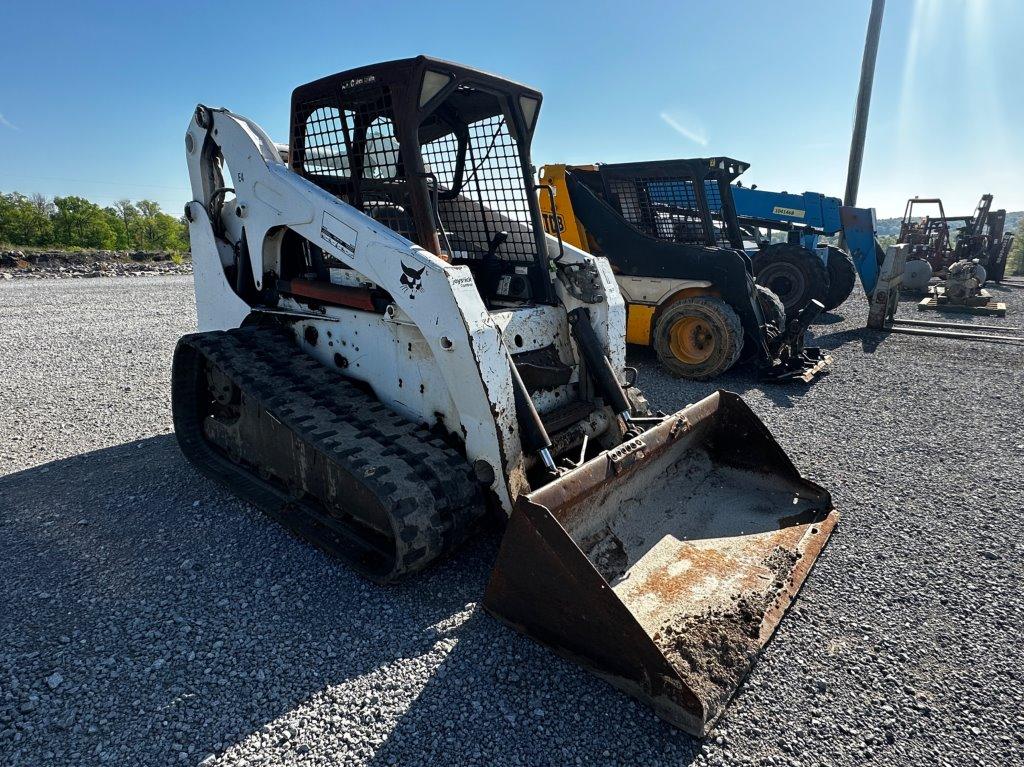 2005 BOBCAT T300 COMPACT TRACK LOADER