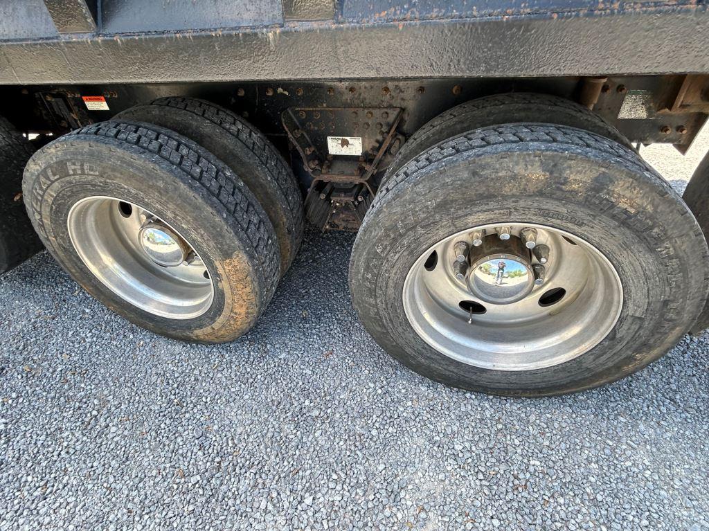 2005 STERLING TRI AXLE DUMP TRUCK