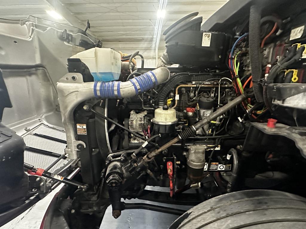 2019 PETERBILT 579 TANDEM AXLE TRUCK TRACTOR